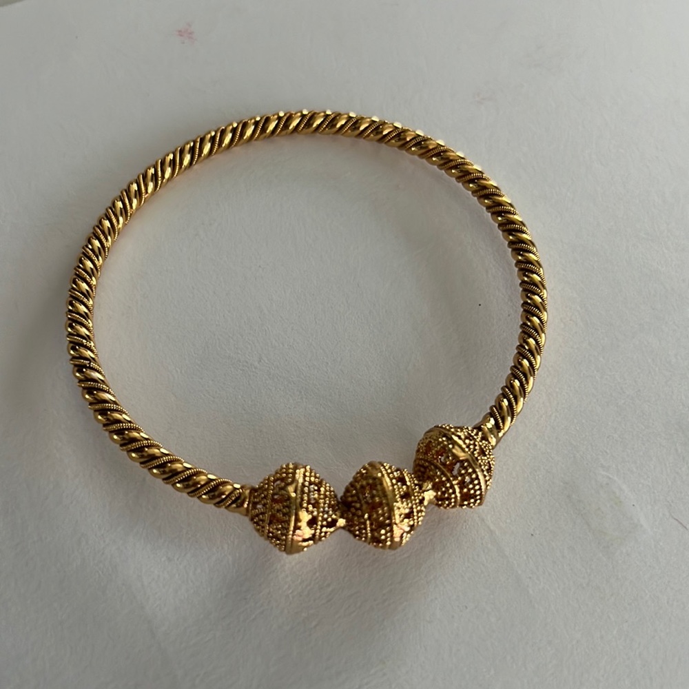 Gold plated bracelet